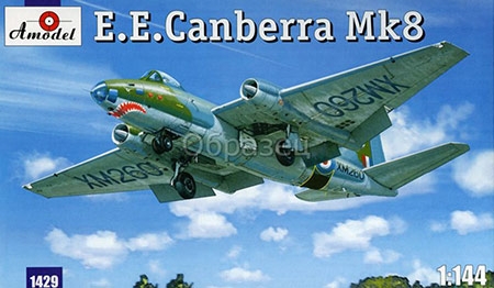 E.E.Canberra Mk.8 - 1/144