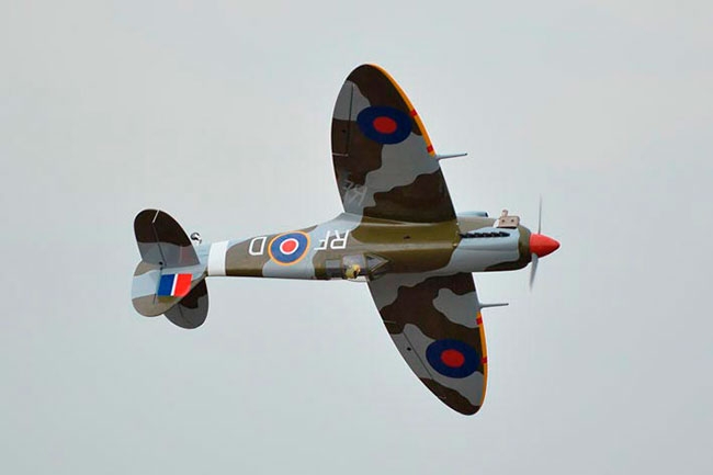 Spitfire 30 cc - ARF - 1/6,25 - Elétrico e Combustão